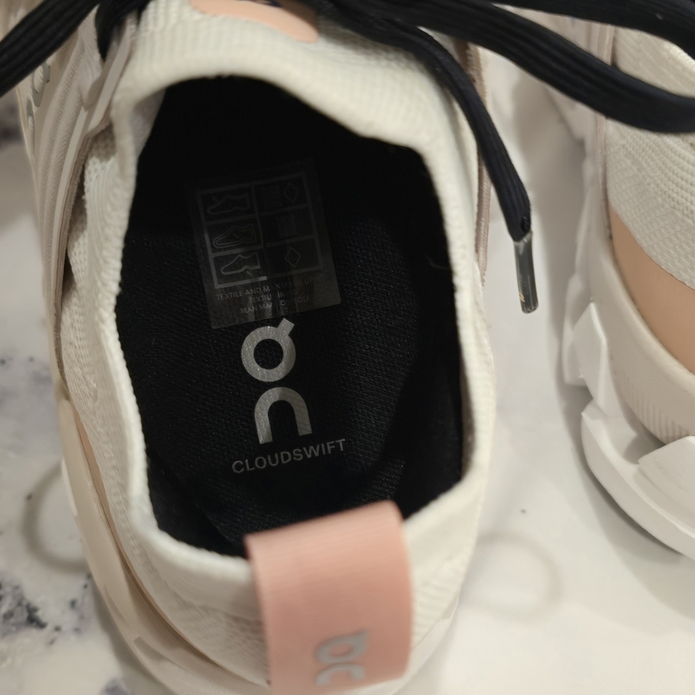 EUC ON Cloud Cloudswift 3 Running Shoes Sneakers in Ivory / Rose (Cream / Pink) - Picture 9 of 13